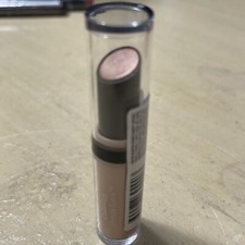 Revlon Colorstay Ultimate Suede Lipstick - Private Viewing 090