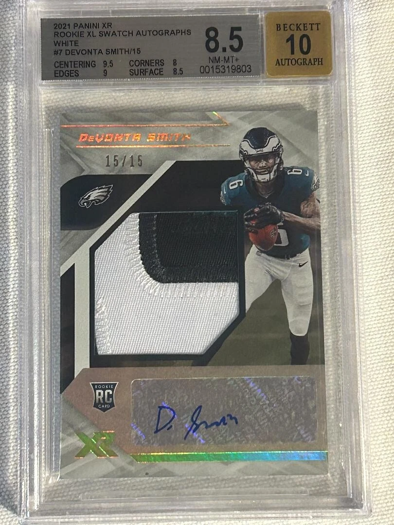 DeVonta Smith Panini XR Rookie XL Swatch Autographs #DVS White