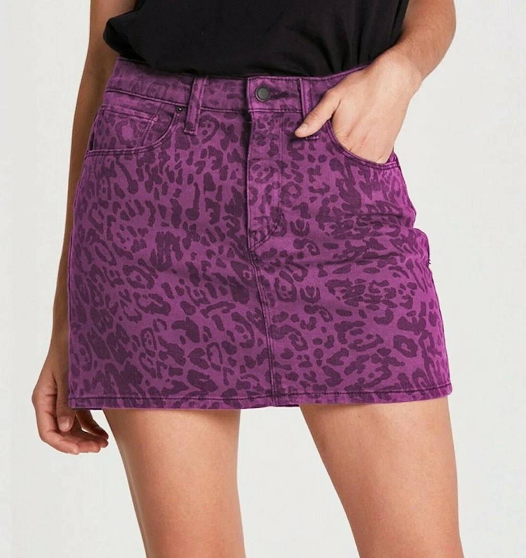 Pink leopard print denim skirt hotsell
