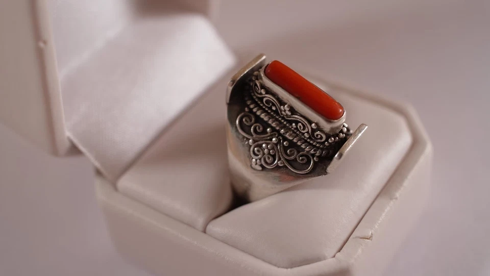 Natural Red Coral Ring 925 Sterling Silver Gemstone Ring Women Ring Wedding Ring - Image 3 of 4