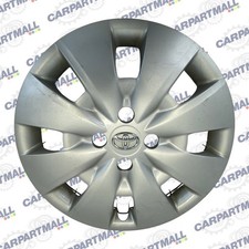 2009-2011 Toyota Yaris 15 Inch Wheel Cover Hub Cap Center Silver 42602-52400 Oem