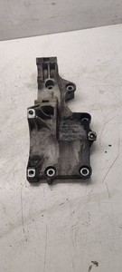 Volkswagen PASSAT B6 2007 Halterung Lichtmaschine 03G903143A Diesel 103kW