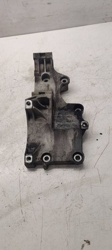 Volkswagen PASSAT B6 2007 Halterung Lichtmaschine 03G903143A Diesel 103kW