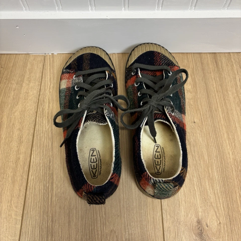 Zapatillas suaves a cuadros Keen para mujer verdes y rojas talla 7 0331 Foto 4 de 4