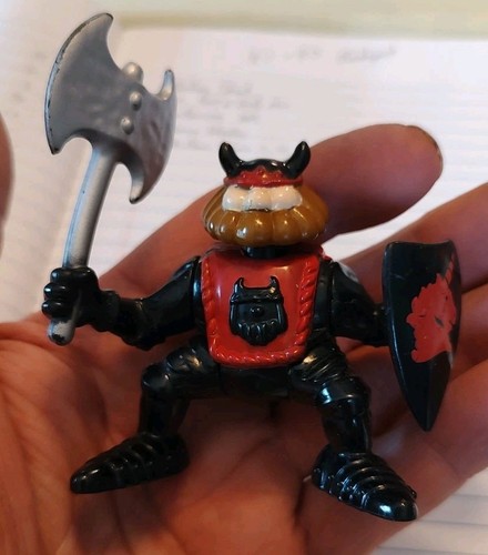1994 Fisher Price Great Adventures Castle Knights 8 Figures Poseable - Picture 7 of 8