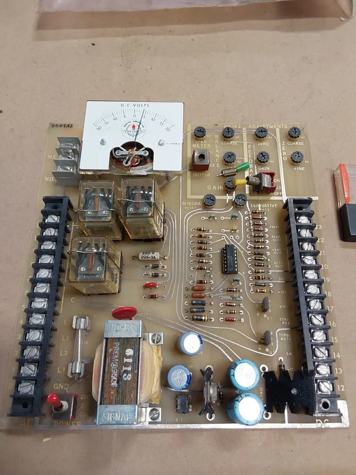 NORTH AMERICAN MFG,H6142-04,PC BOARD NEW W/ D.C VOLT METER DPC.34-300 NEW Foto 4 de 4