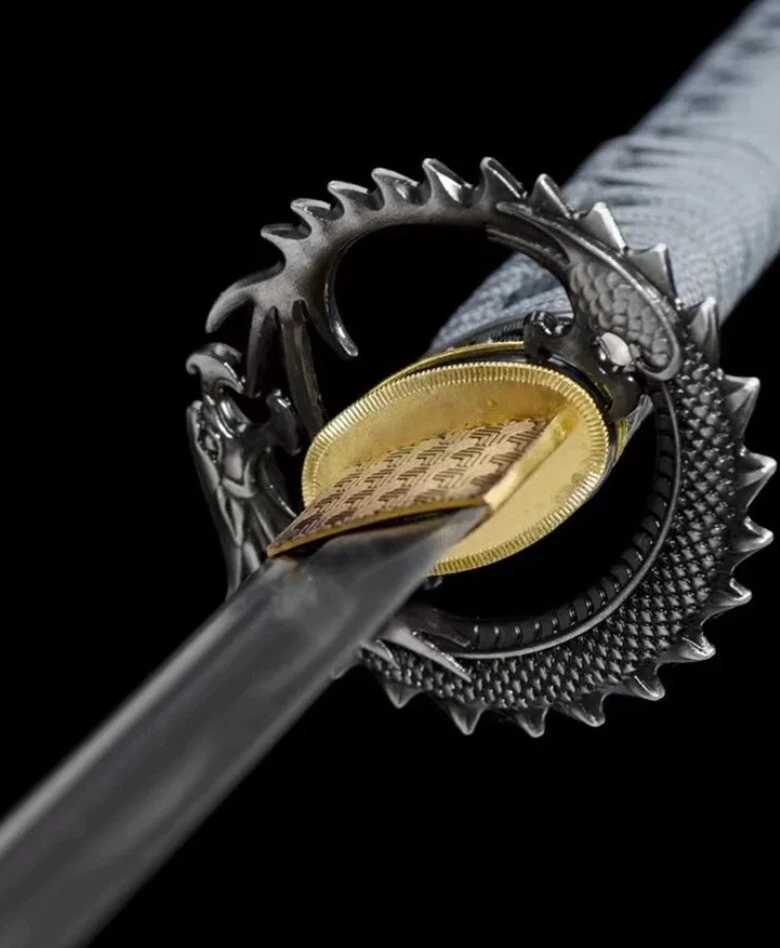 Espada Katana Hecha a Mano Lista para Batalla con Anillo Dragón Tsuba Hecha a Mano Foto 2 de 4