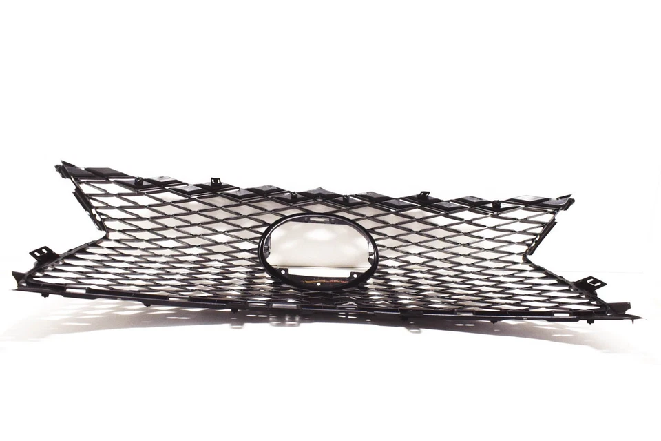 LEXUS RC F XC10 Front Radiator Grille 5311224100 NEW GENUINE - Image 4 of 4
