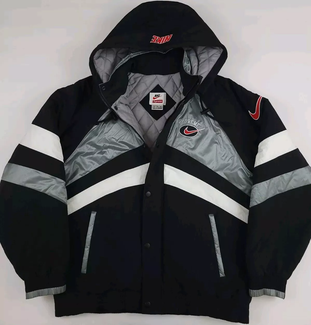 Veste Supreme Nike noir argent taille M isolée rare skate NYC USA Ss19 2019