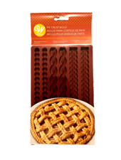 WILTON 6 Cavity Pie Crust Mold 7.5" Long Red Silicone To Create Prettier Pies