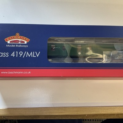 31-266 Bachmann Nebenbahn Motor Gepäckwagen Late SR Triebzug (30/580)