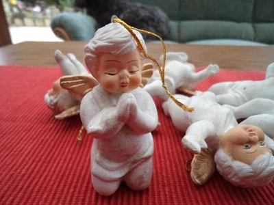 6 ANCIENS PETITS ANGES EN CERAMIQUE - DECORATION SAPIN - VINTAGE - Photo 1/4