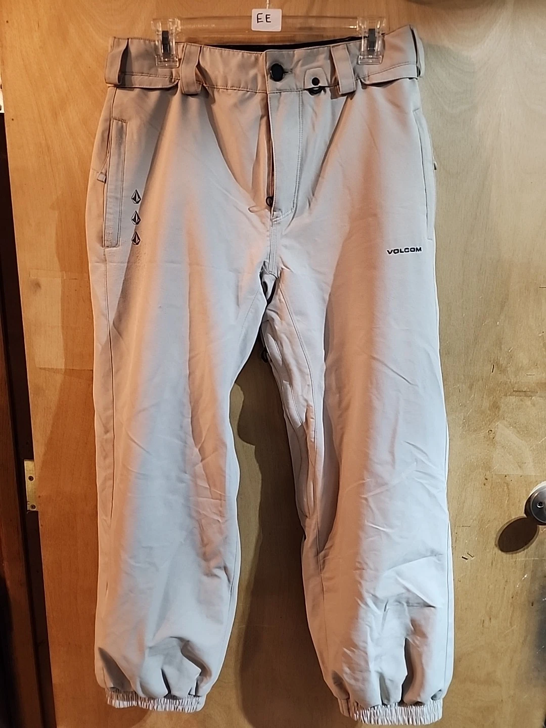 Volcom Freakin Snow Chino Ski Snowboard Snow Pants SMALL
Opens in a new window or tab