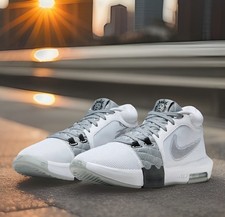 New Nike LeBron James Witness 8 White Light Smoke Grey FB2239-100 Size 8 Kicks