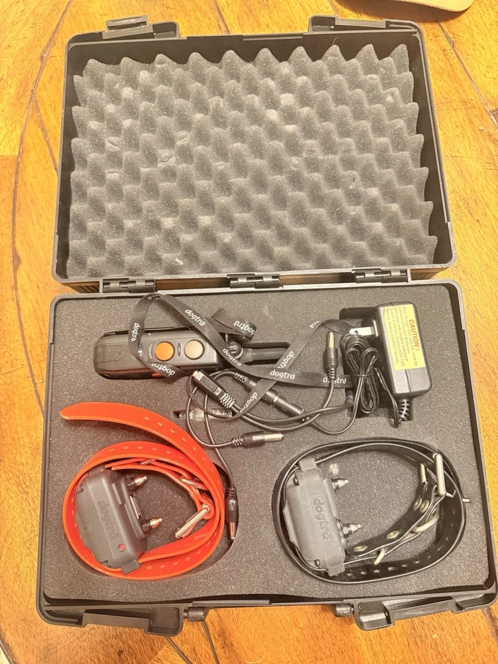 Dogtra 2302NCP Kit de Entrenamiento para Perros Duo-Collar (ligeramente usado, contenedor incluido) Foto 3 de 4