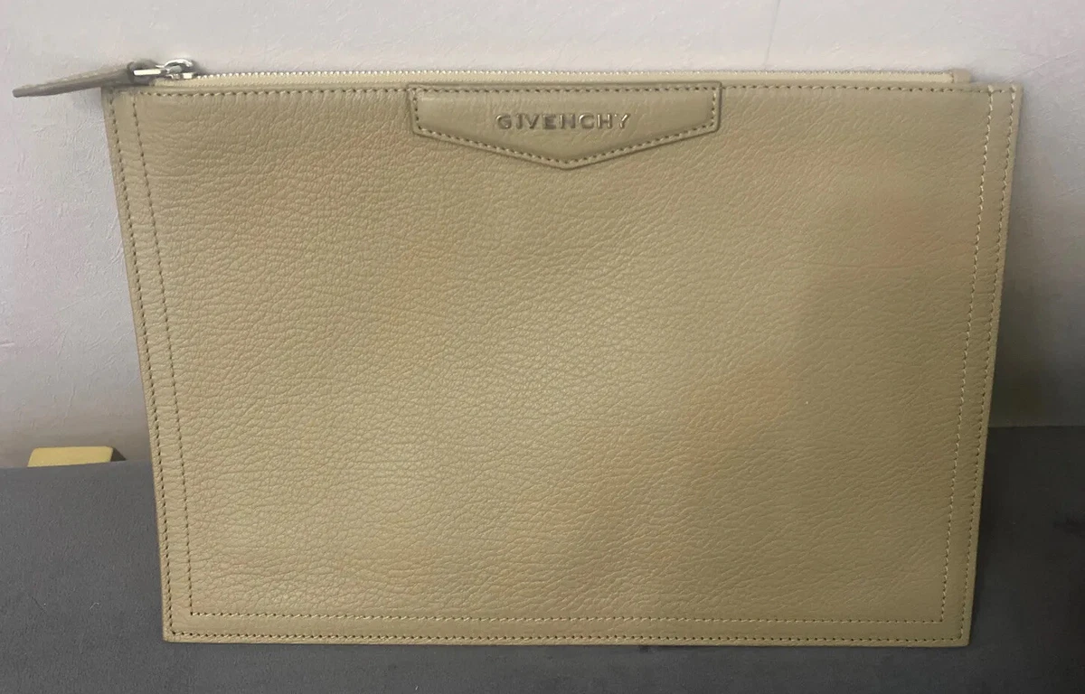 Antigona mini dune grained new arrivals