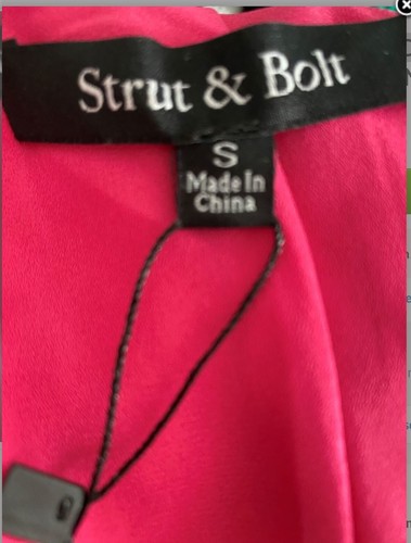 Strut & Bolt Maxi Dress Fucshia Size Small Halter Top Adjustable Straps NWT - Picture 4 of 6