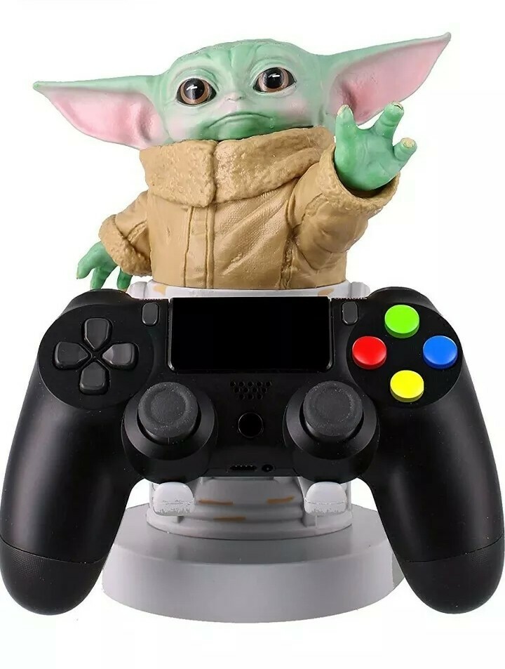 Chargeur Star Wars Baby Yoda résout le manque de batterie manette PS4 Xbox
