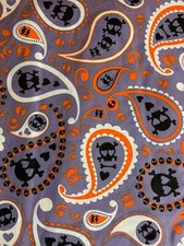 HALLOWEEN SCRUB TOP SIZES: XS, M "THEM BONES" ON PAISLEY NWT NURSE MEDICAL CNA