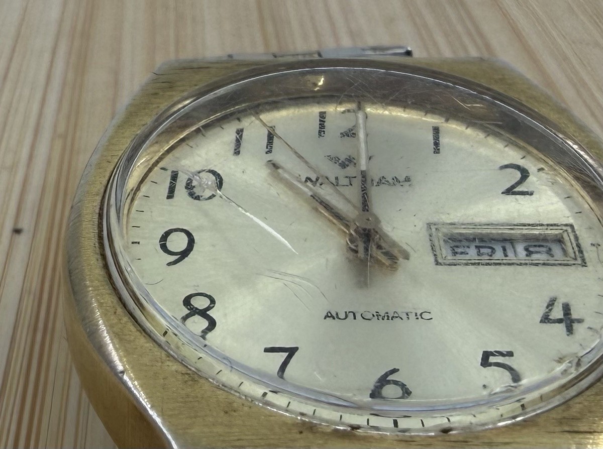 Vintage Waltham Automatic Gold Tone Men's Watch w/Day & Date