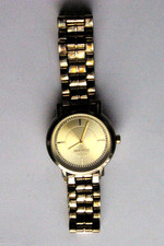 Nine West Gold-Tone Adjustable Bracelet Women's 38mm Watch – NW/1642