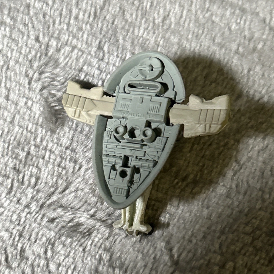 Star Wars Slave One Boba Fett Ship Figurine Micro Machines Space Ship 1994 - Image 4 of 4