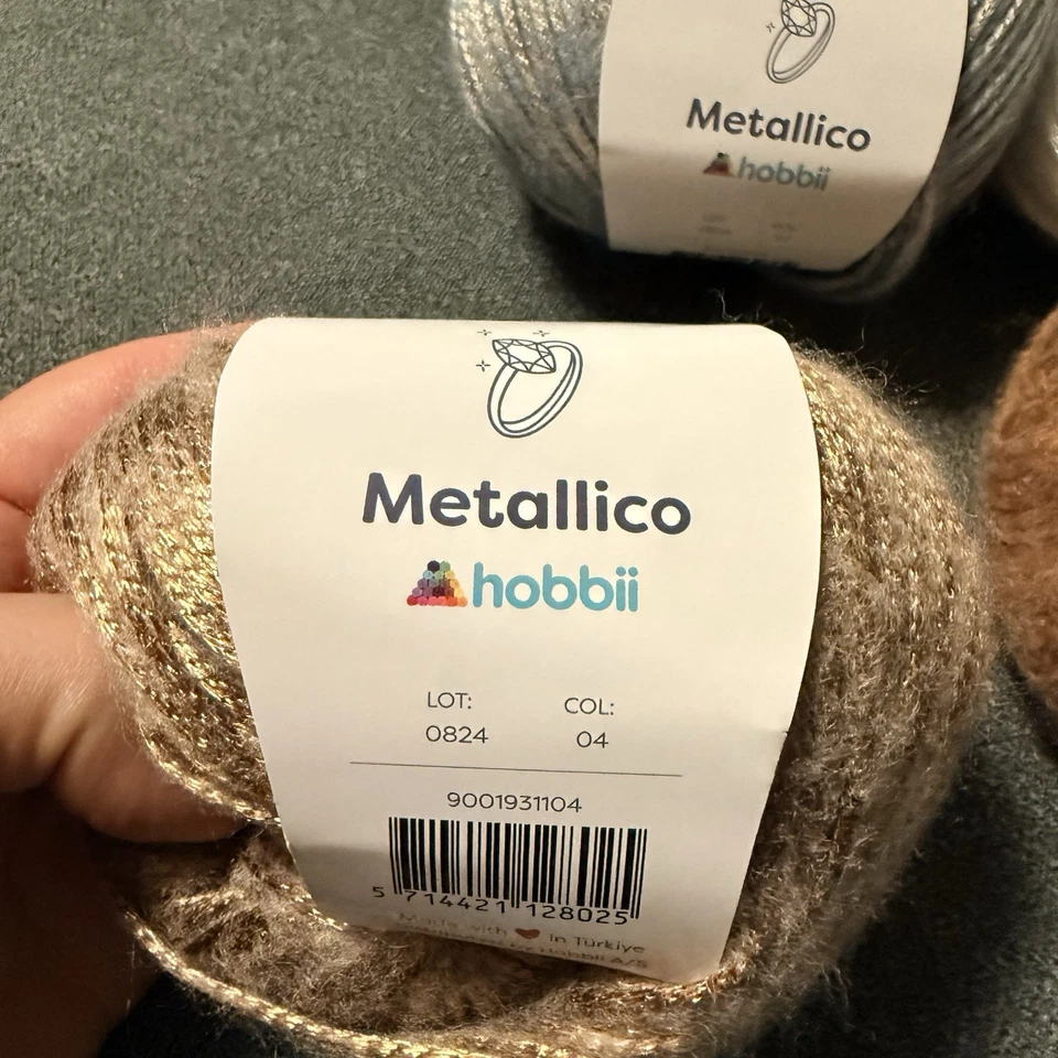 Juego de hilos Hobbii Metallico mediano 4 nuevo con etiquetas Foto 3 de 4