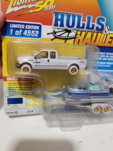 Jonhy Lighting 50 Years Hulls & Haulers Version A R2 2004 Ford F-250 W Pontoon - Picture 10 of 12