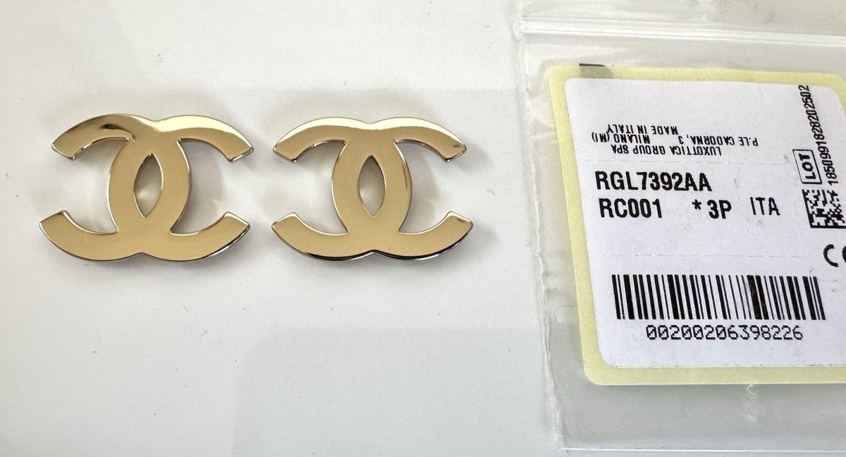 CHANEL - haji ◎ CHANEL Shiny Lambskin Quilted Golden Links Top Handle Flap