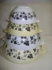SET of 4 VTG 1957-62 PYREX YELLOW GOOSEBERRY CINDERELLA MIXING BOWL SET #441-4