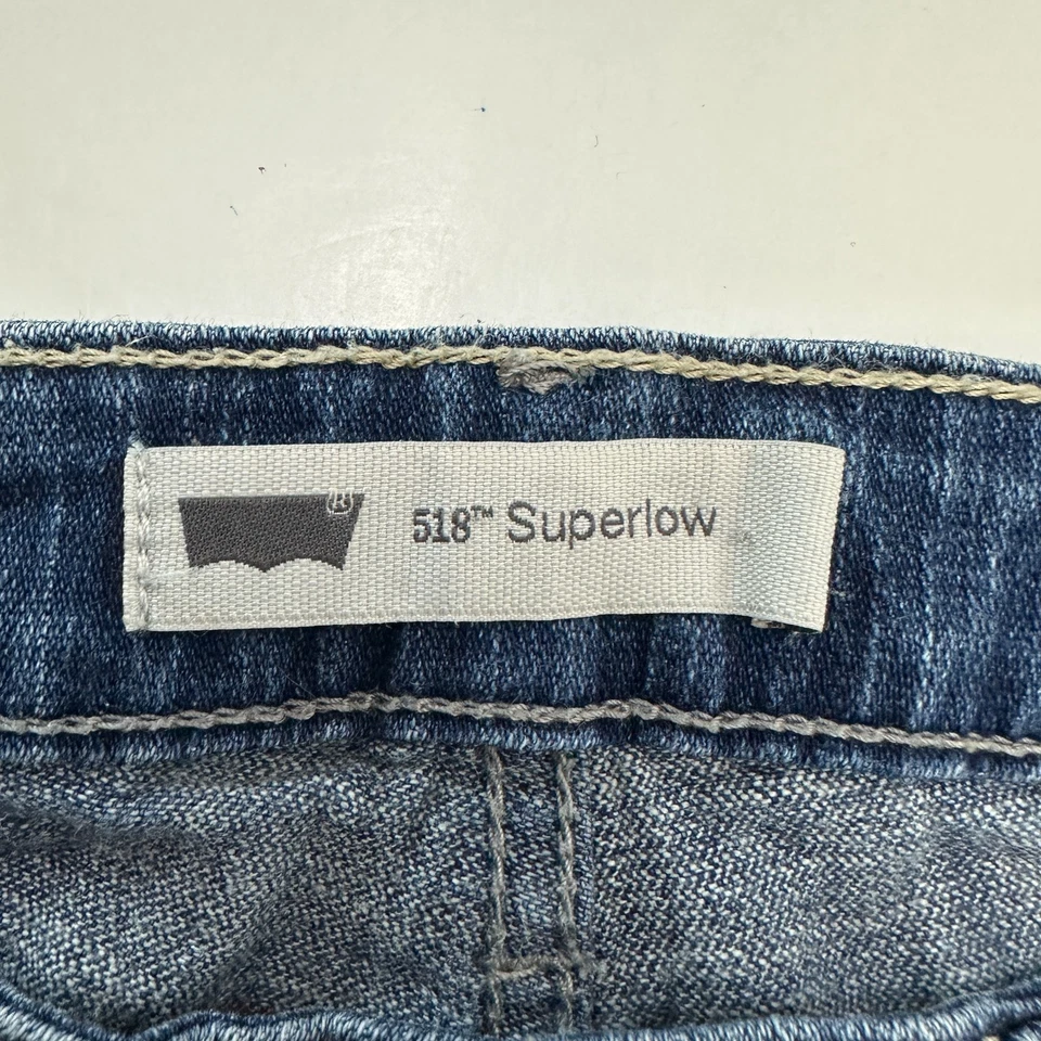 Levi's 518 Superlow Bootcut Women's size 5 Dark Wash Blue Denim Jeans - Image 3 of 4