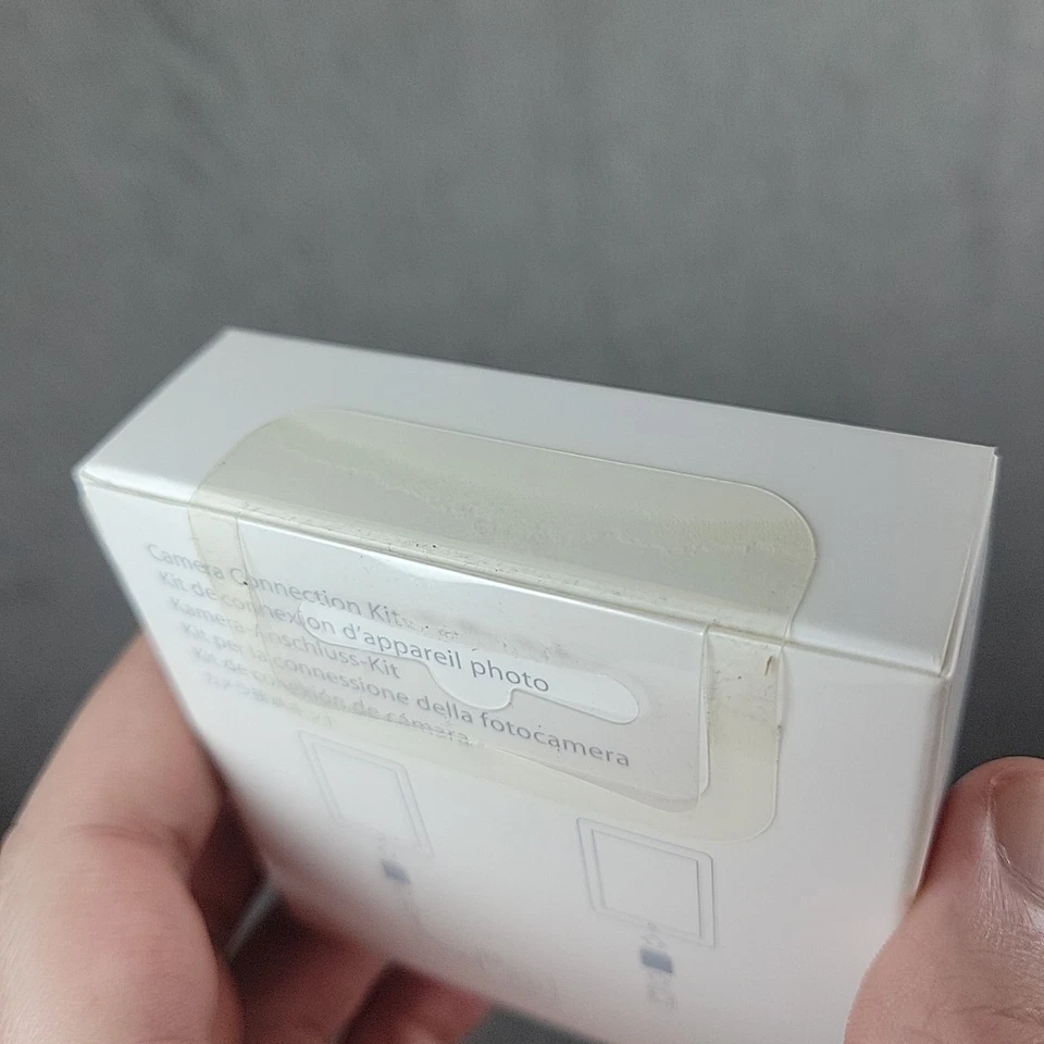 Apple iPad Camera Connection Kit MC531ZM/A A1362 A1358 OEM New Sealed - Image 4 of 4