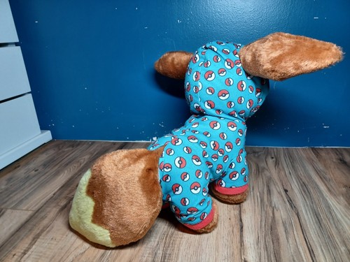 Build A Bear Eevee Pokemon Plush with Pokeball Sleeper Pajamas Great Shape 16” - Picture 4 of 5
