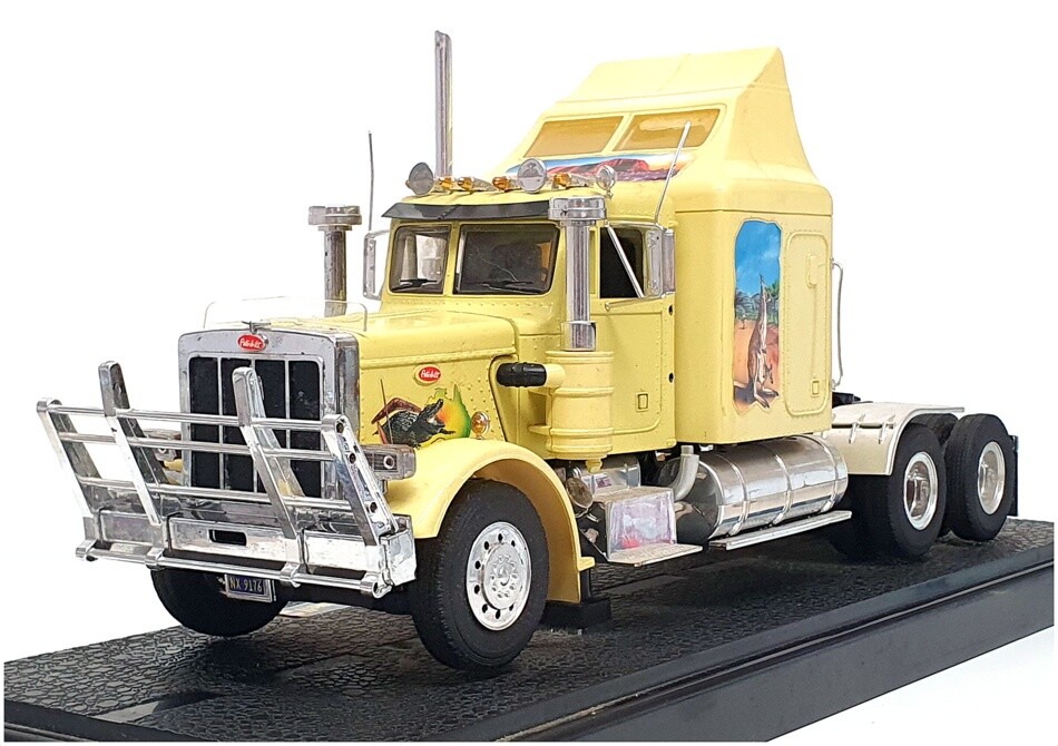 ラ*グ様 Revell SORTIMO SHOW TRUCK 1:24 s-l400.jpg
