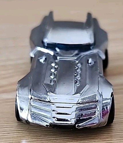 Hot Wheels 2014 Black Batmobile & Blue Mr. Freeze 2018 Silver Batmobile Cars - Picture 16 of 20