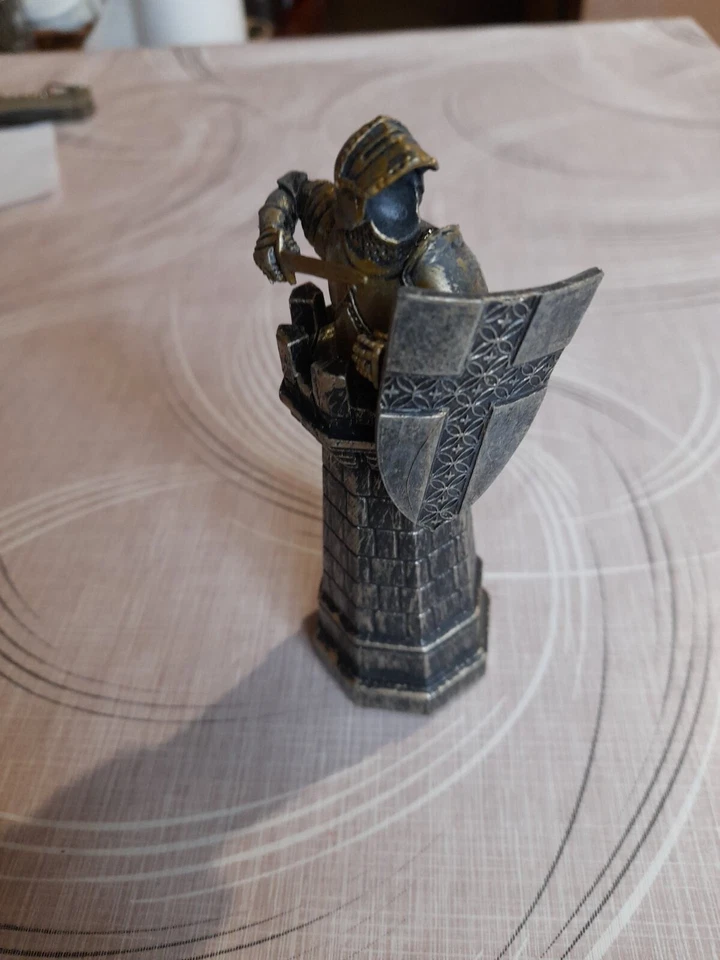 Harry Potter In Box Chess Set Piece Knight 2006 - Image 3 of 4