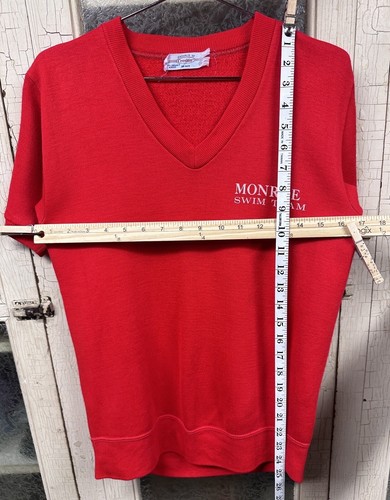 Vintage Monroe Wisconsin Sweatshirt Short Sleeve Swimming V Neck Red Small - Picture 6 of 6
