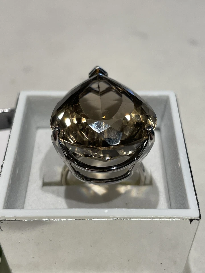 Anillo de cóctel solitario grande vintage de cuarzo de 14 quilates de oro blanco Foto 4 de 4