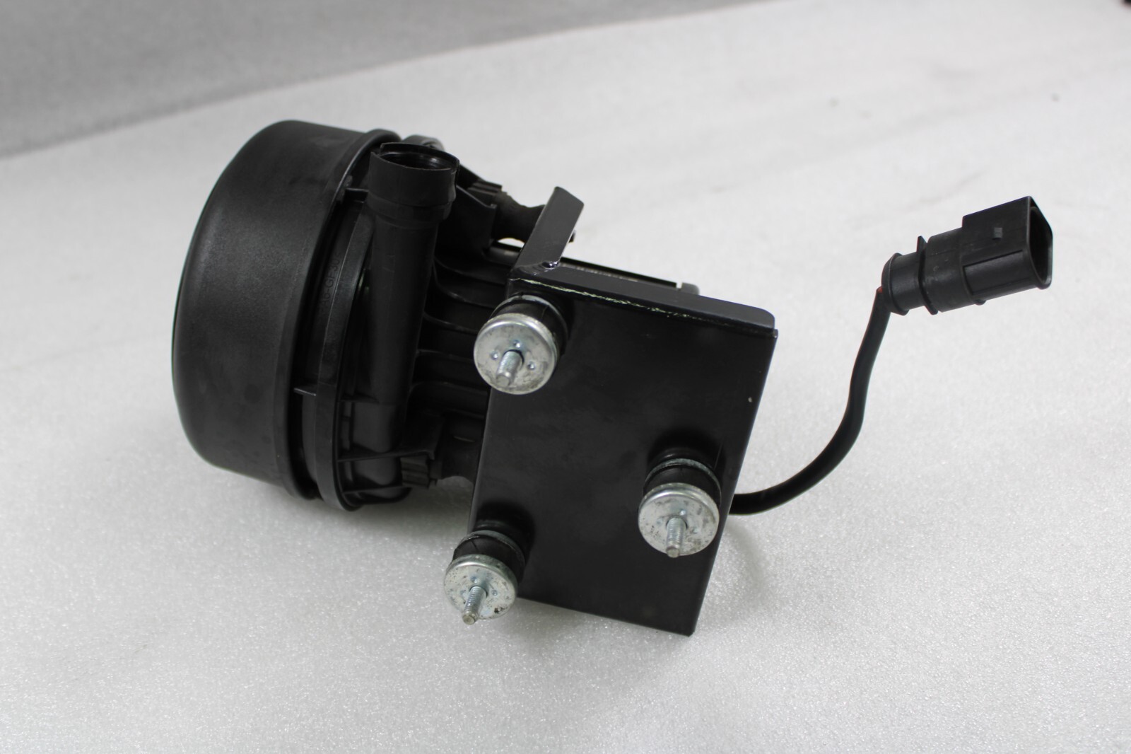 Lamborghini Gallardo, Coupe, Spyder, Air Injection Pump, Used, P/N 078906601F