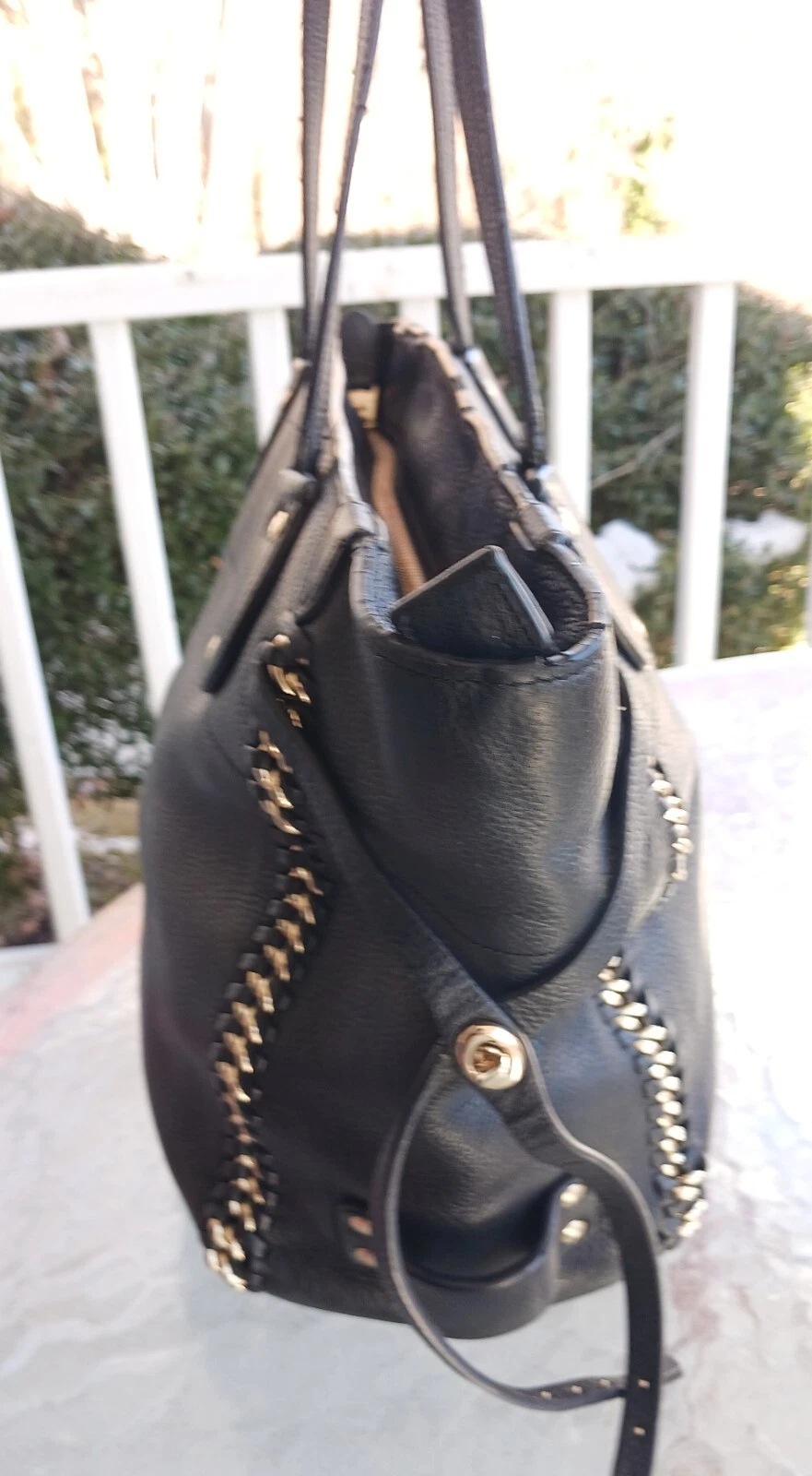 Borsa Coach 34398 Tatum nera in pelle con zip e dettaglio catena cordino