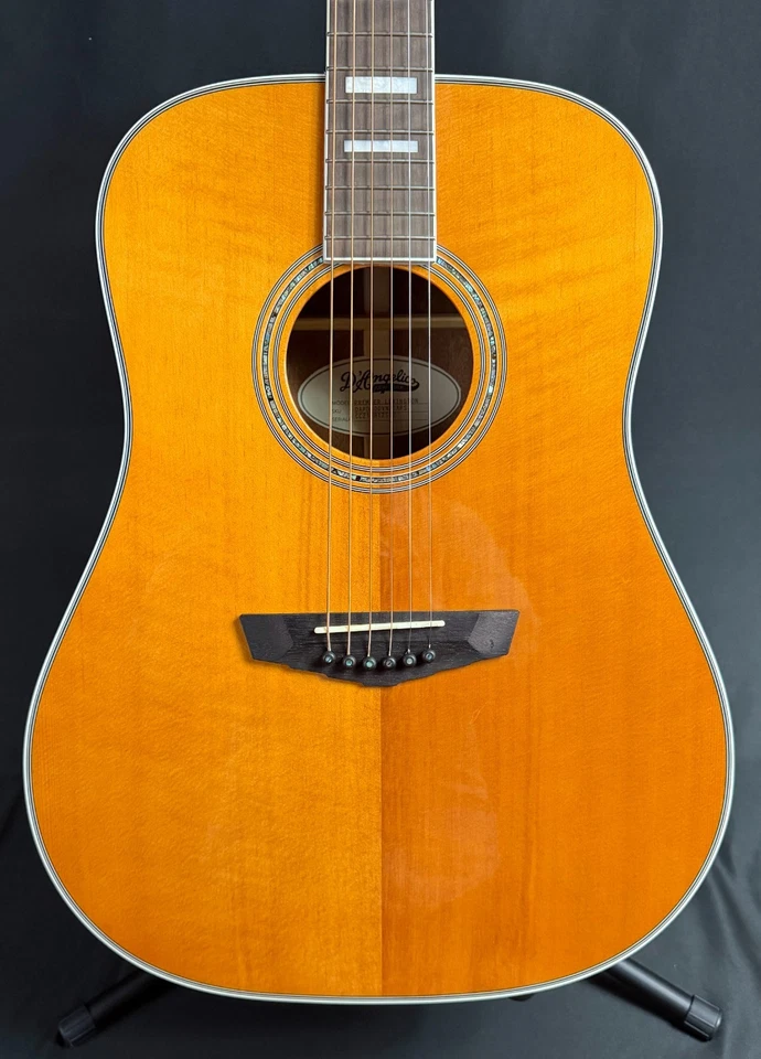Guitarra elétrica acústica natural D'Angelico Premier Lexington Dreadnought (502) - Imagem 2 de 4
