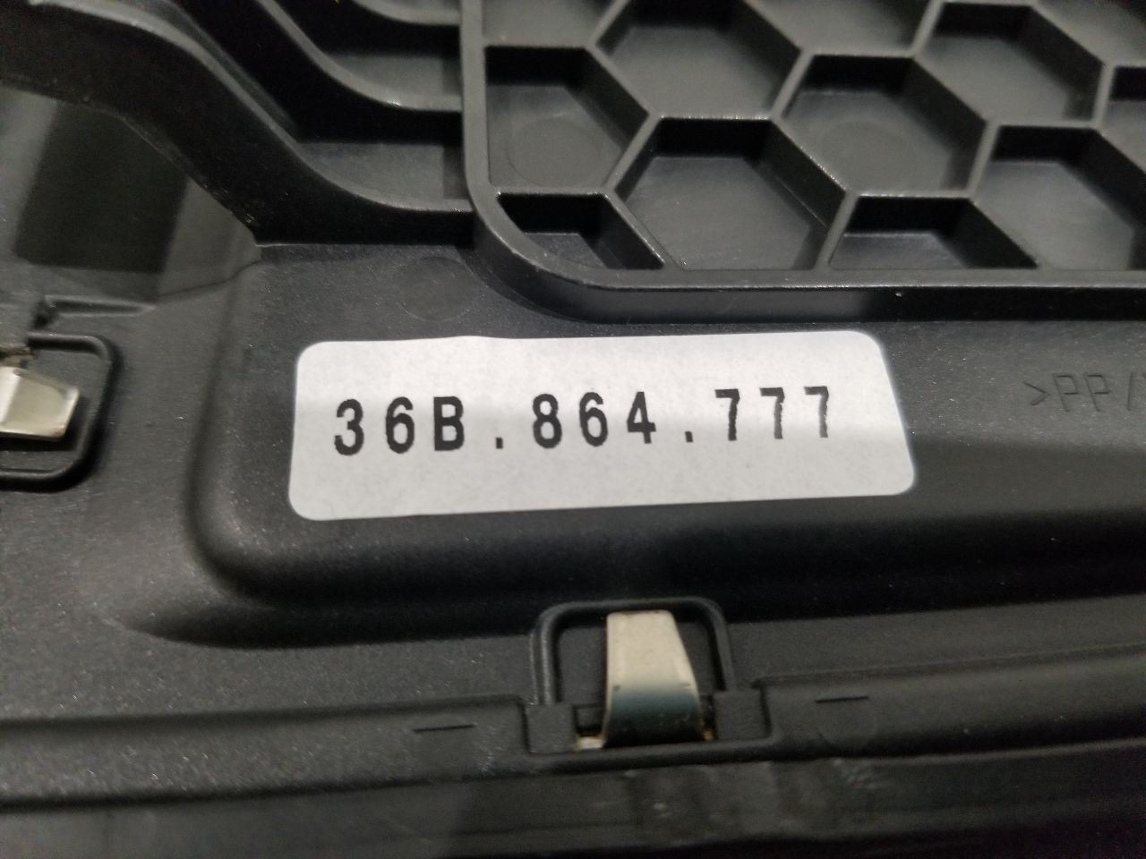 Bentley Bentayga Dead pedal P/N 36B864777