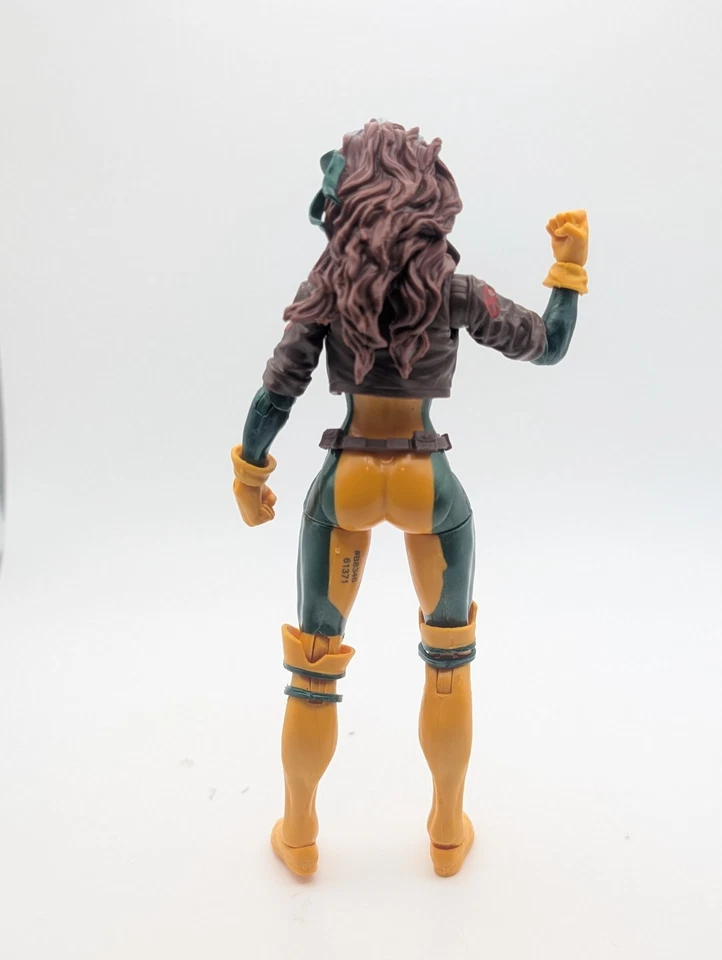 Figura de acción Marvel Legends Rogue Toy Series 6 Hasbro Juggernaut BAF Wave X-Men Foto 2 de 3