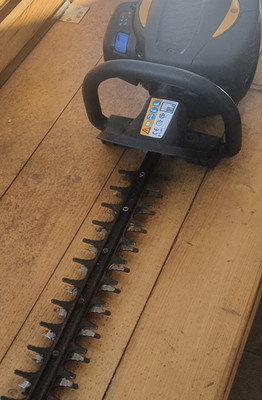 McCulloch Superlite 4528 Benzin-Heckenschere langes Messer Schwarz/Grau/Gelb