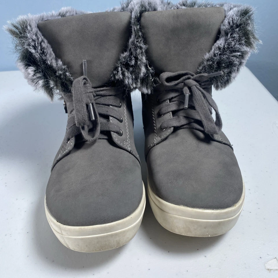 Kenneth Cole Reaction Neffi Logo Gris Niñas Botas de Invierno Talla 1.5 EE. UU. Piel Sintética Foto 2 de 4