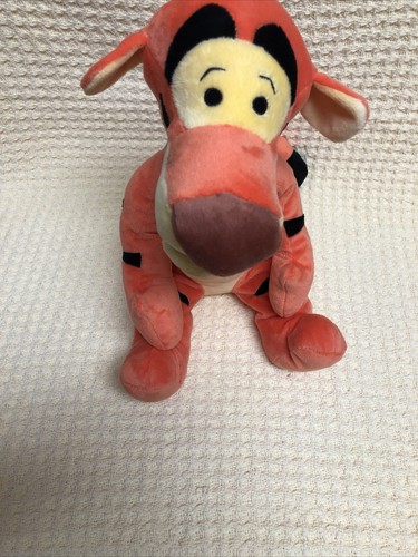 Disney Collection 13” Tigger Plush Toy. EUC PREOWNED - Picture 6 of 9