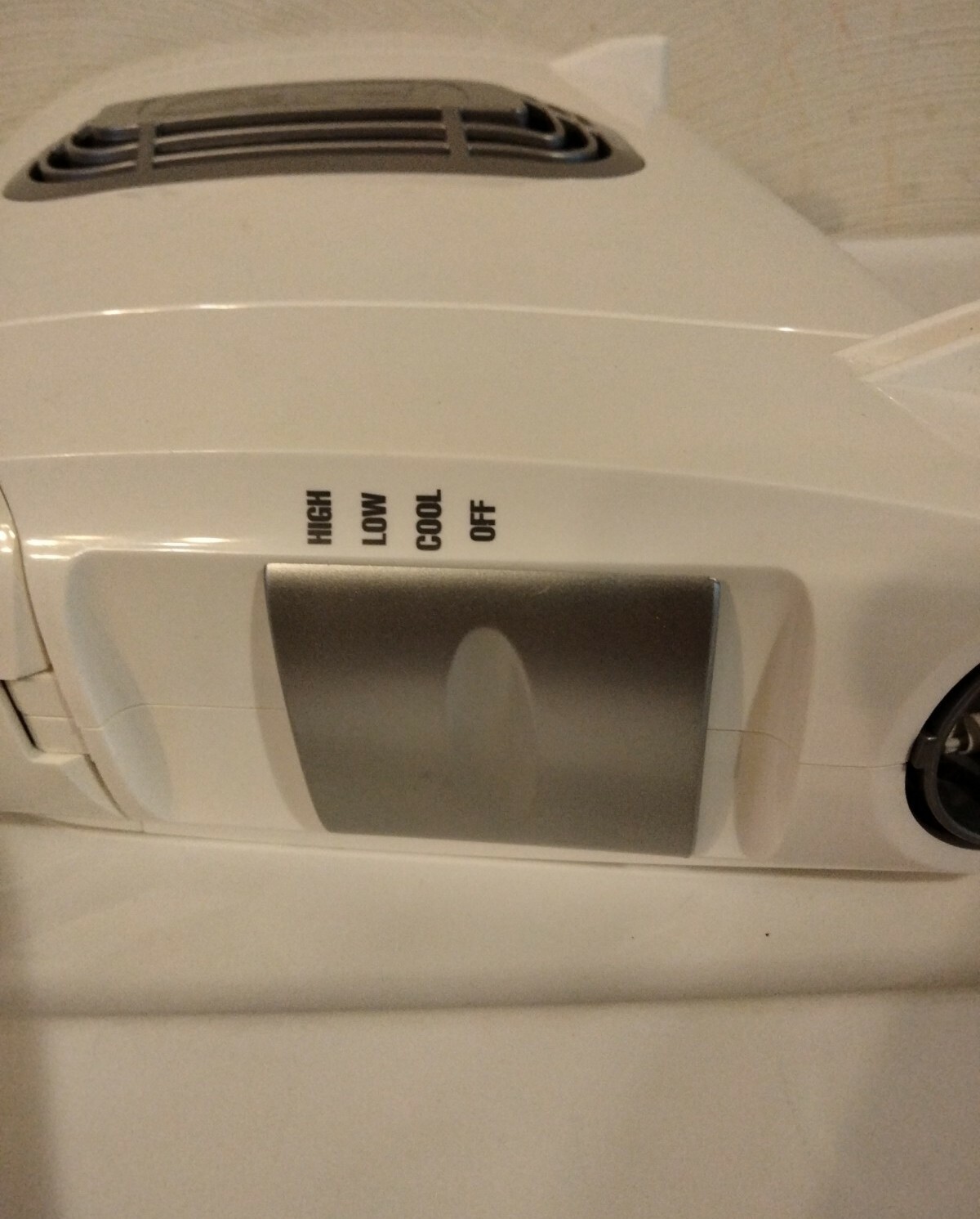 Foto 4 di 5