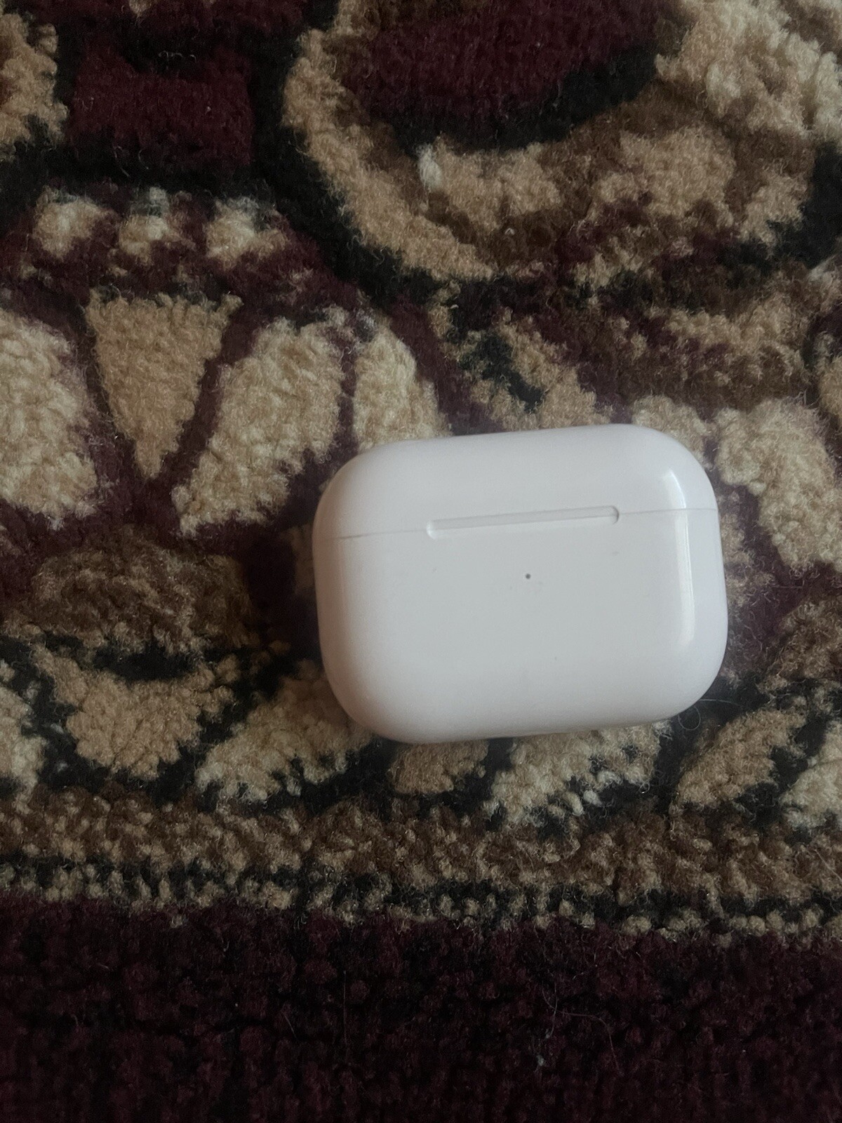 AirPods Pro with Active Noise Cancellation and Wireless Charging Case-image