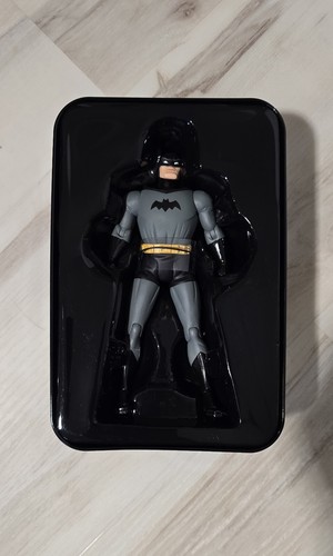 75 Years Of Batman New Frontier Batman Collector's Action Figure - Picture 2 of 3