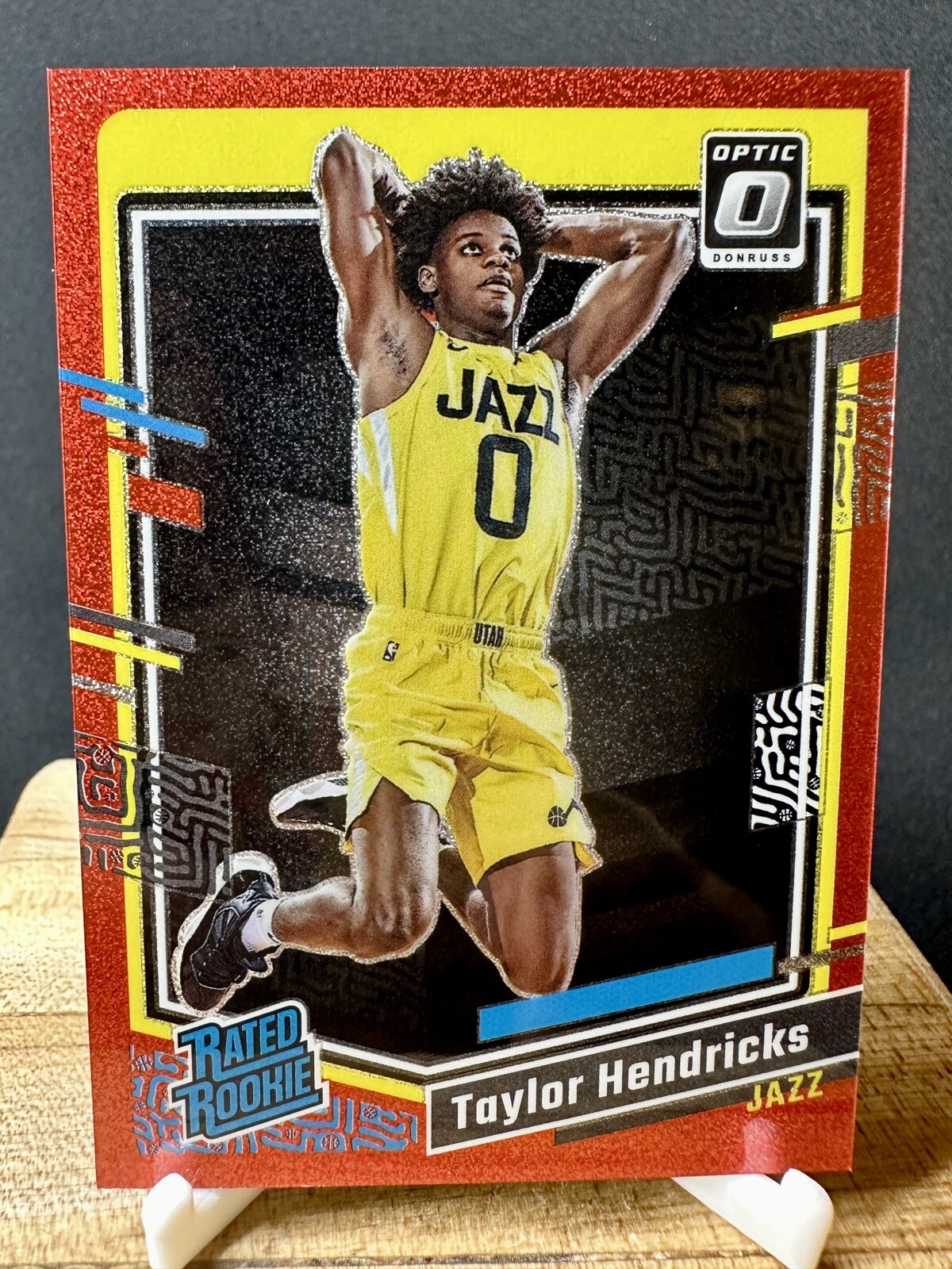 2023-24 Optic NBA Basketball Taylor Hendricks Rated Rookie /75 RED GLITTER